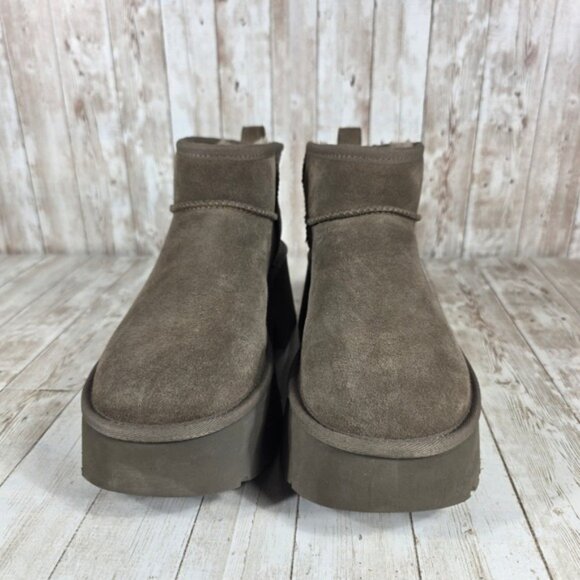 UGG‎ Classic Ultra Mini Platform Boots Taupe Suede Shearling Lined Women Size 9 - Picture 4 of 8